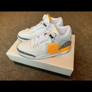 Air Jordan 3 Retro Laser Orange Size 9W (NEW)